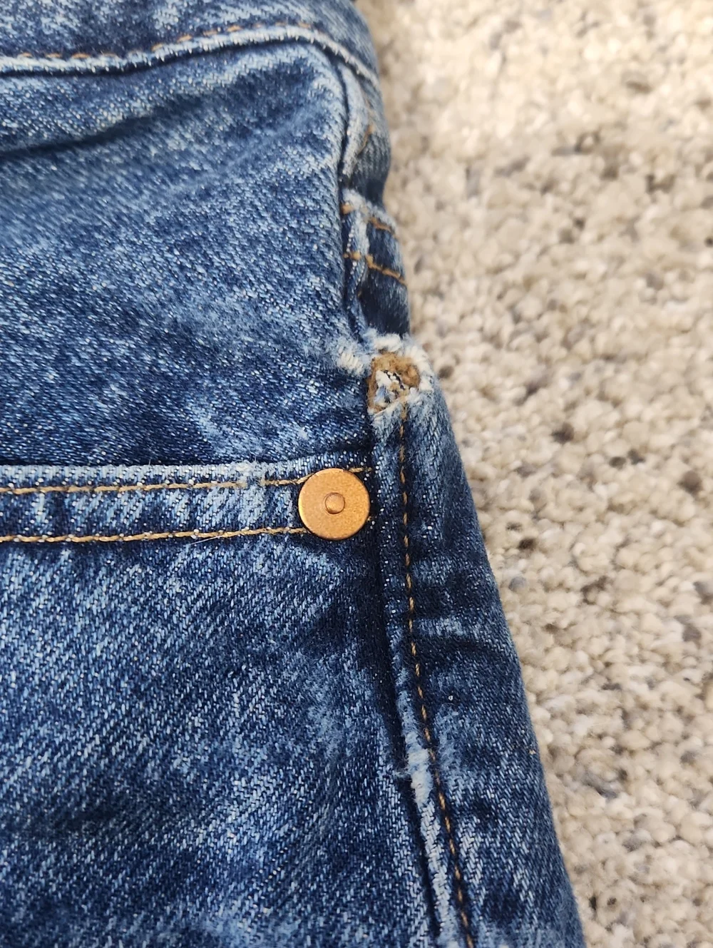 Madewell Baggy Jean Shorts in Valmont Wash Size 24